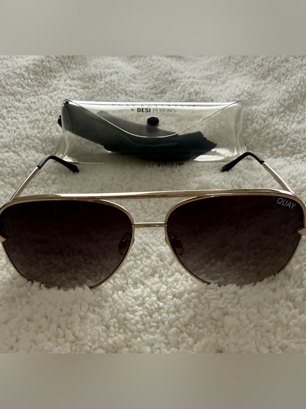 Quay High Key Aviator Sunglasses - Gold Frame with Brown Gradient Lenses